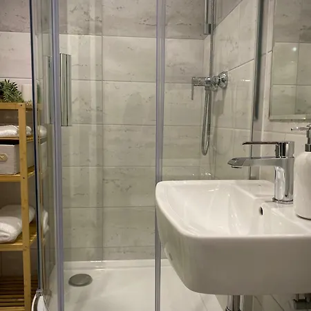 Nový Moderný Sapex 5 V Centre Mesta * Prešov